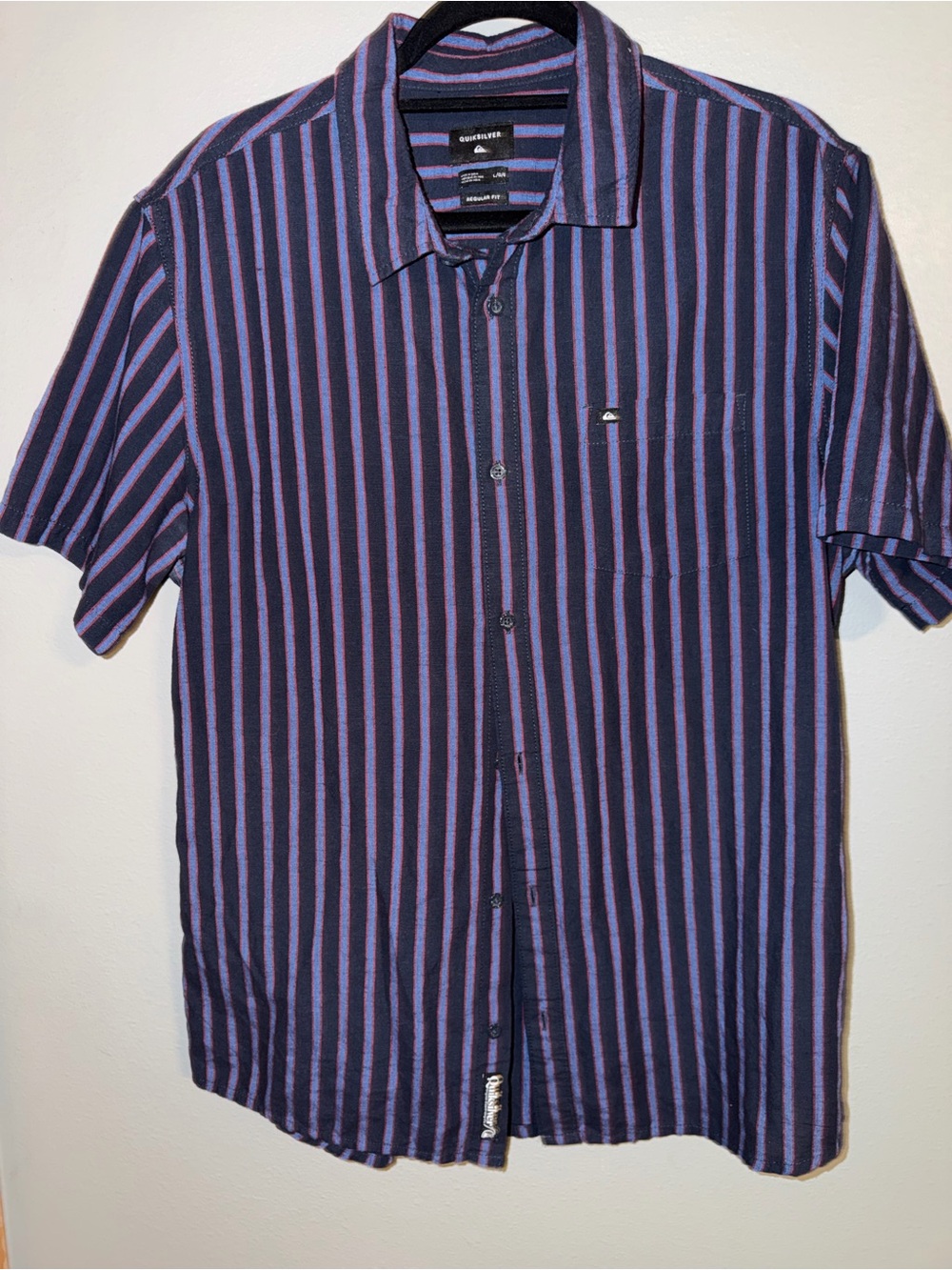 Quiksilver Men's Navy, Purple & Black Vertical Stripe Short Sleeve Shirt